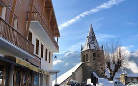 Appartement rez de jardin montée de l'alpe d'Huez